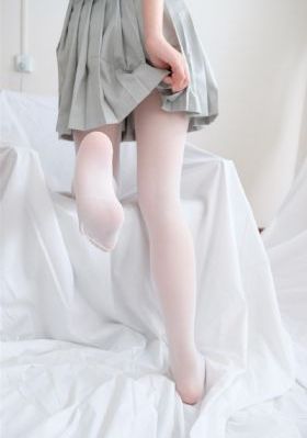 图书馆的她动漫